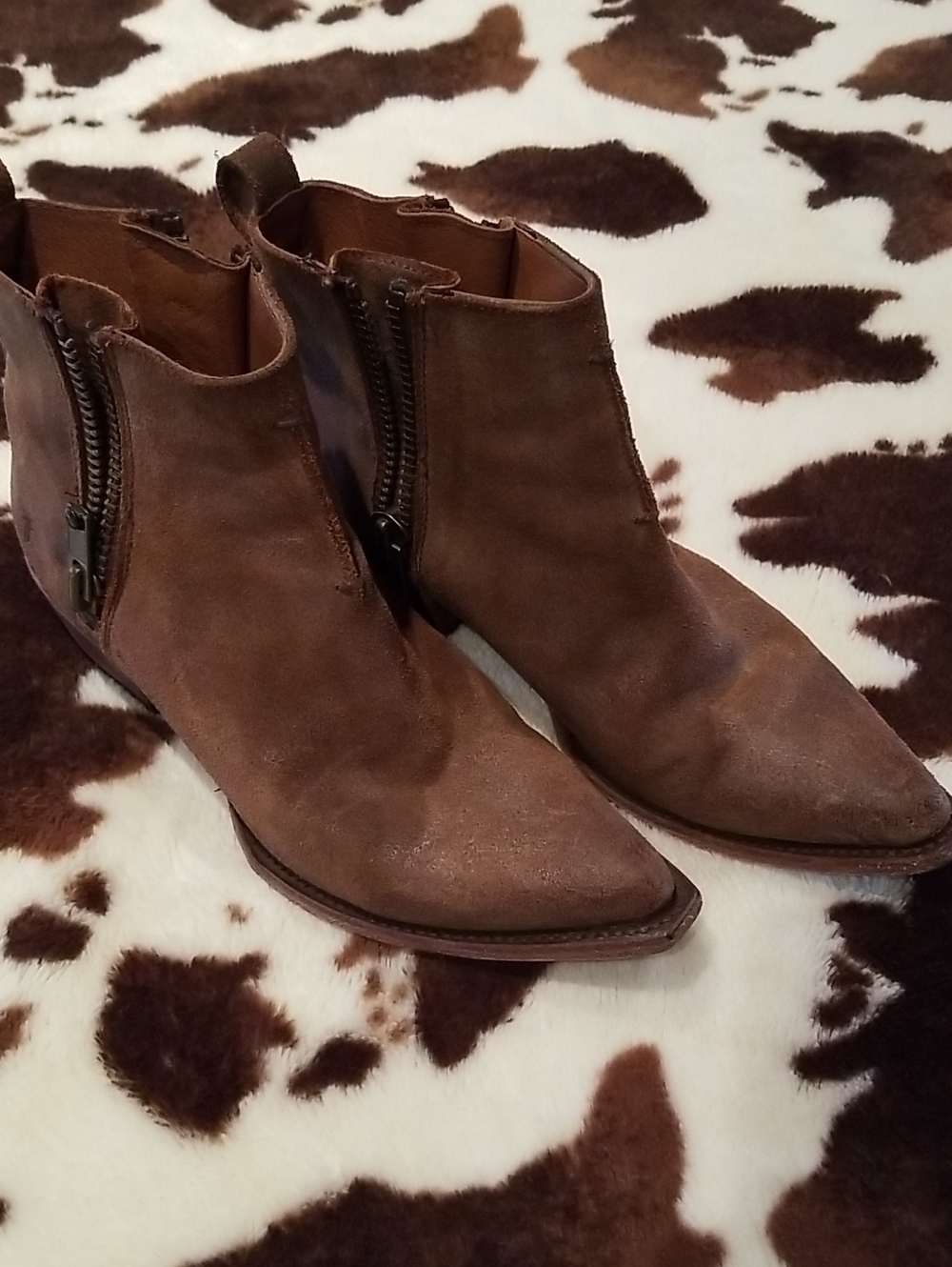Frye Brown Rough Leather Women's ankle boots Size 8.5